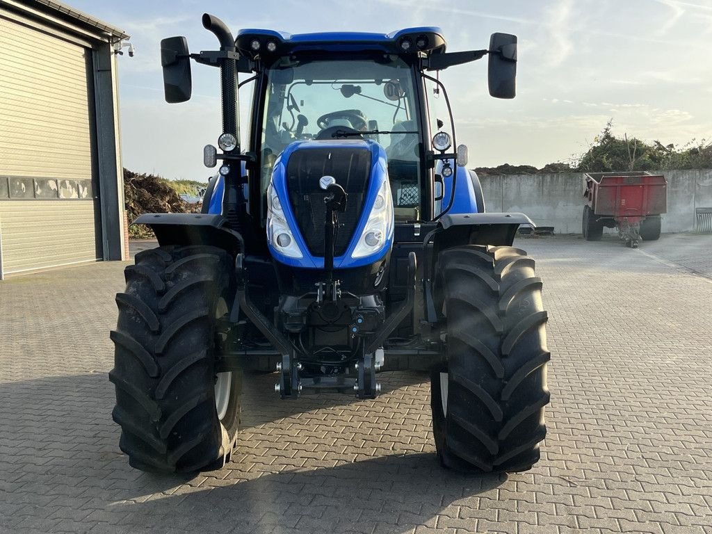 Traktor of the type New Holland T6.180, Gebrauchtmaschine in Hapert (Picture 4)