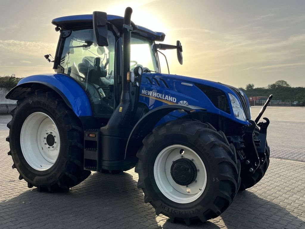 Traktor of the type New Holland T6.180, Gebrauchtmaschine in Hapert (Picture 3)