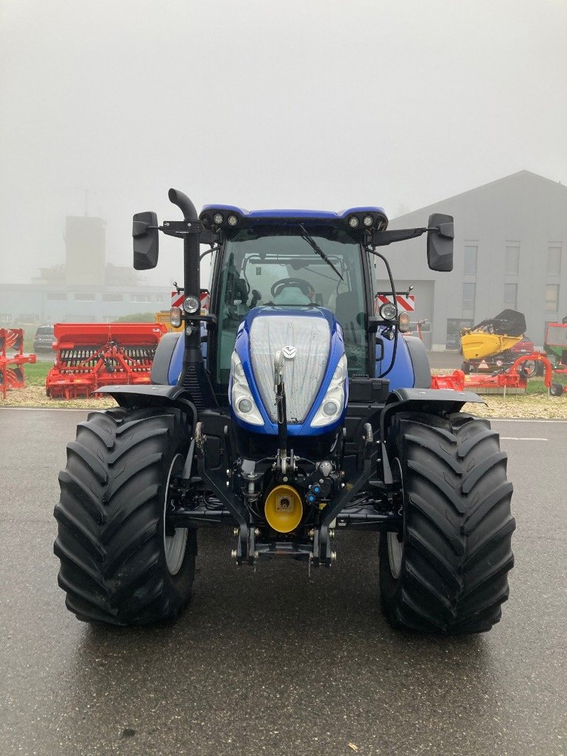 Traktor a típus New Holland T6.180, Gebrauchtmaschine ekkor: Chavornay (Kép 2)