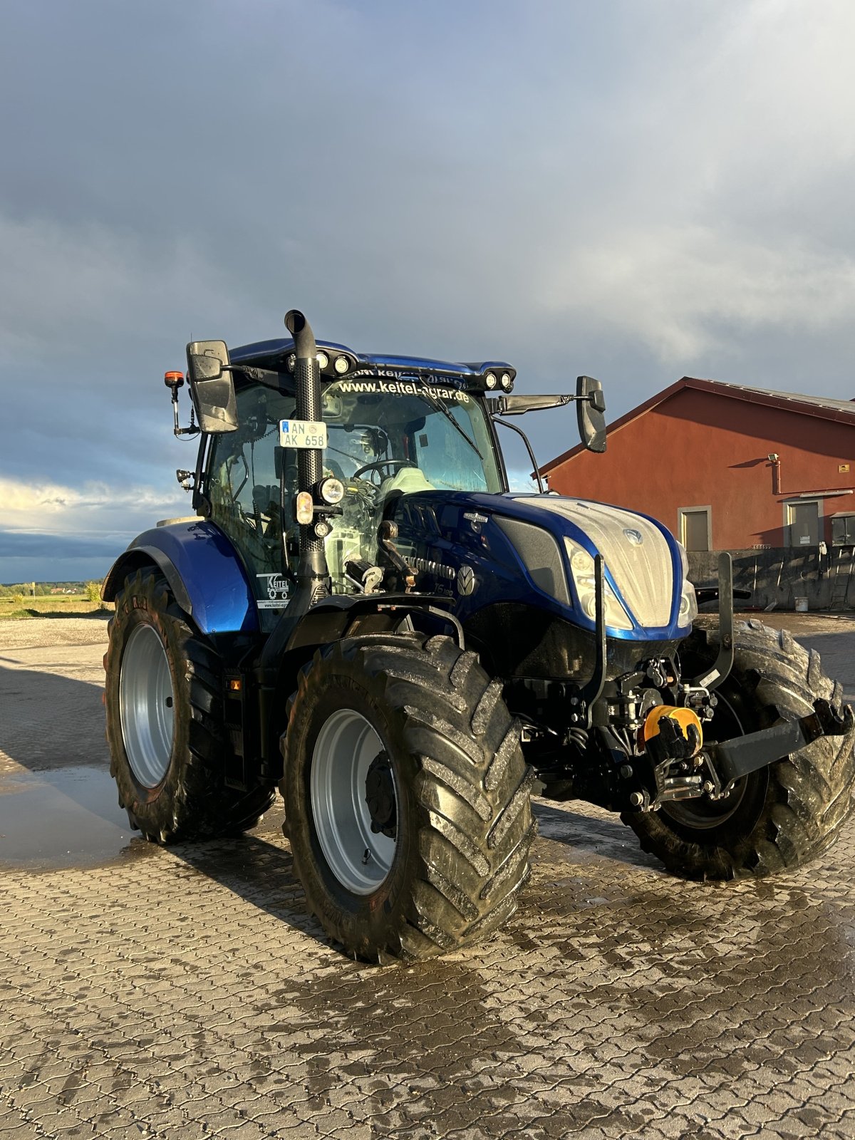 Traktor van het type New Holland T6.180, Gebrauchtmaschine in Leutershausen (Foto 1)