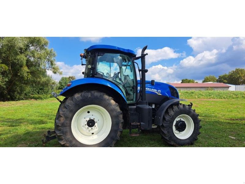 Traktor des Typs New Holland T7-170, Gebrauchtmaschine in CHAUMONT (Bild 3)