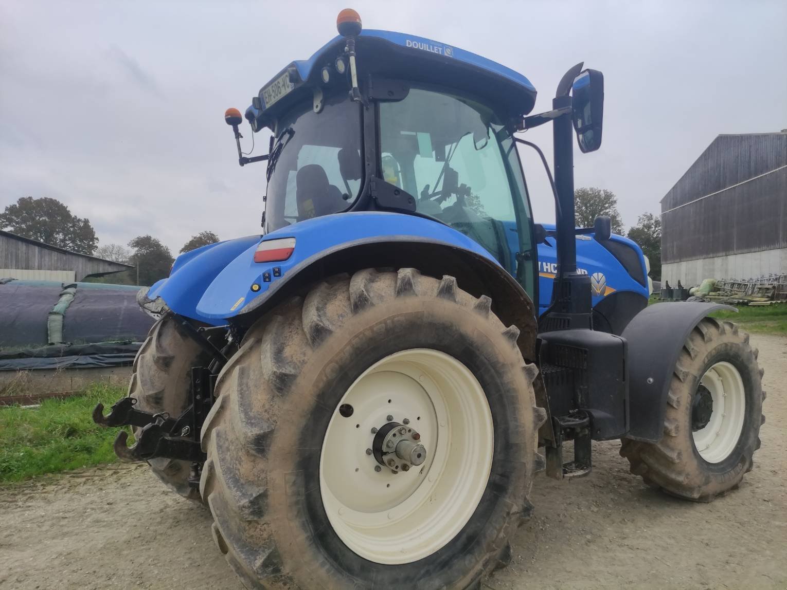 Traktor of the type New Holland T7 190 AC, Gebrauchtmaschine in Le Horps (Picture 9)