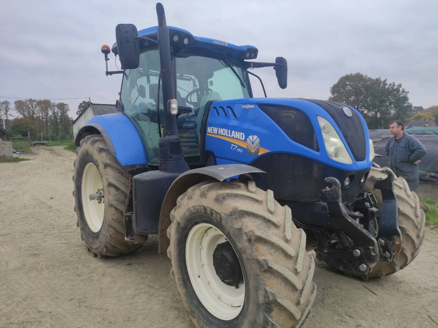 Traktor of the type New Holland T7 190 AC, Gebrauchtmaschine in Le Horps (Picture 2)