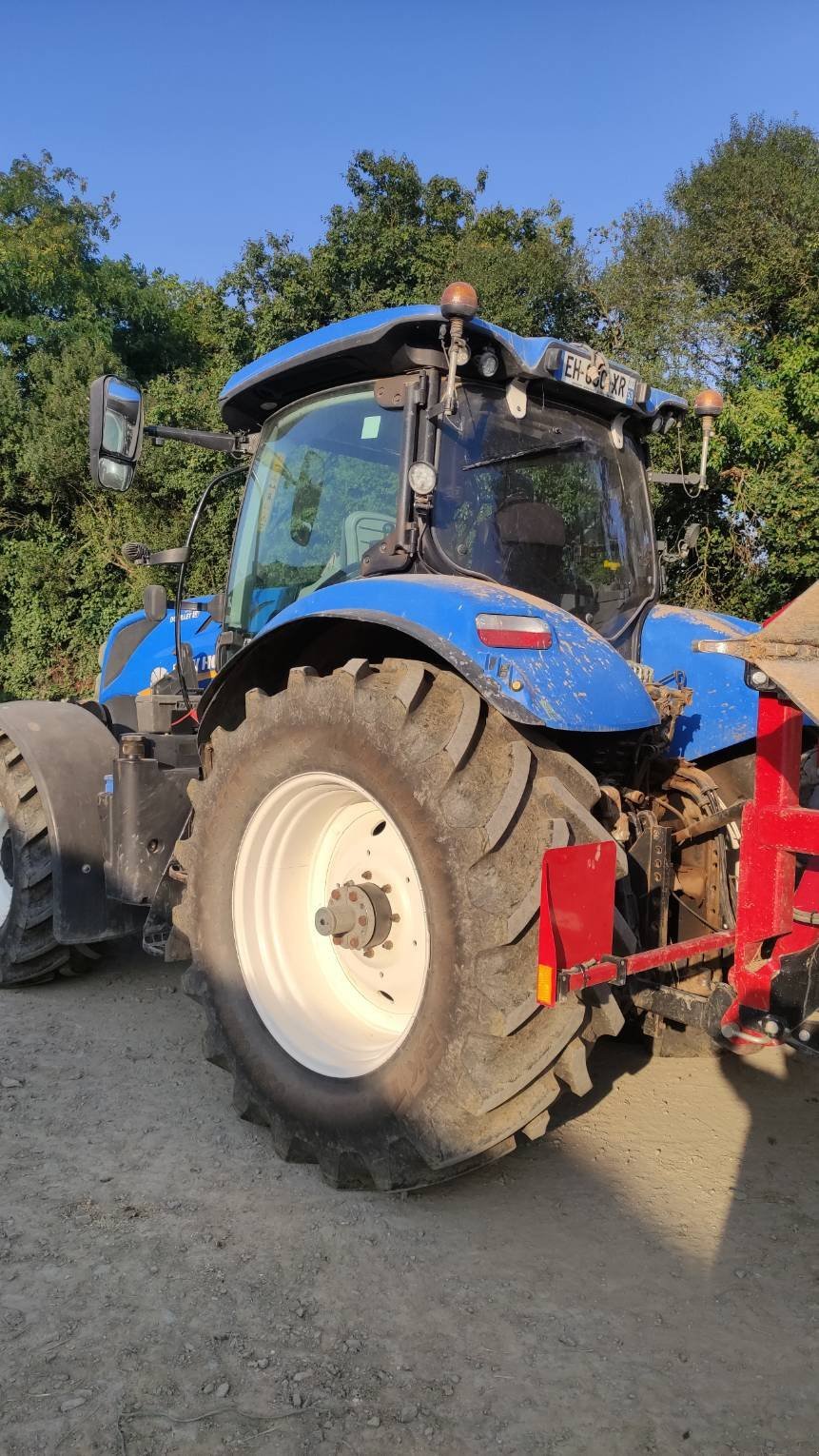 Traktor от тип New Holland T7 190 PC, Gebrauchtmaschine в L'Orée-d'Écouves (Снимка 2)