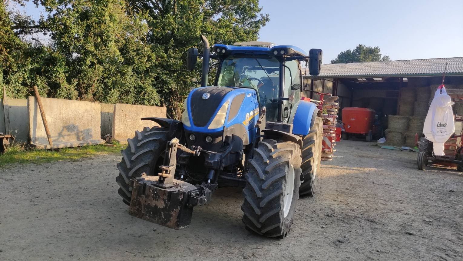 Traktor от тип New Holland T7 190 PC, Gebrauchtmaschine в L'Orée-d'Écouves (Снимка 1)