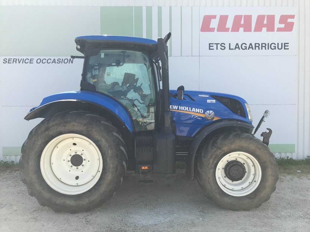 Traktor от тип New Holland T7. 190, Gebrauchtmaschine в MORLHON LE HAUT (Снимка 2)