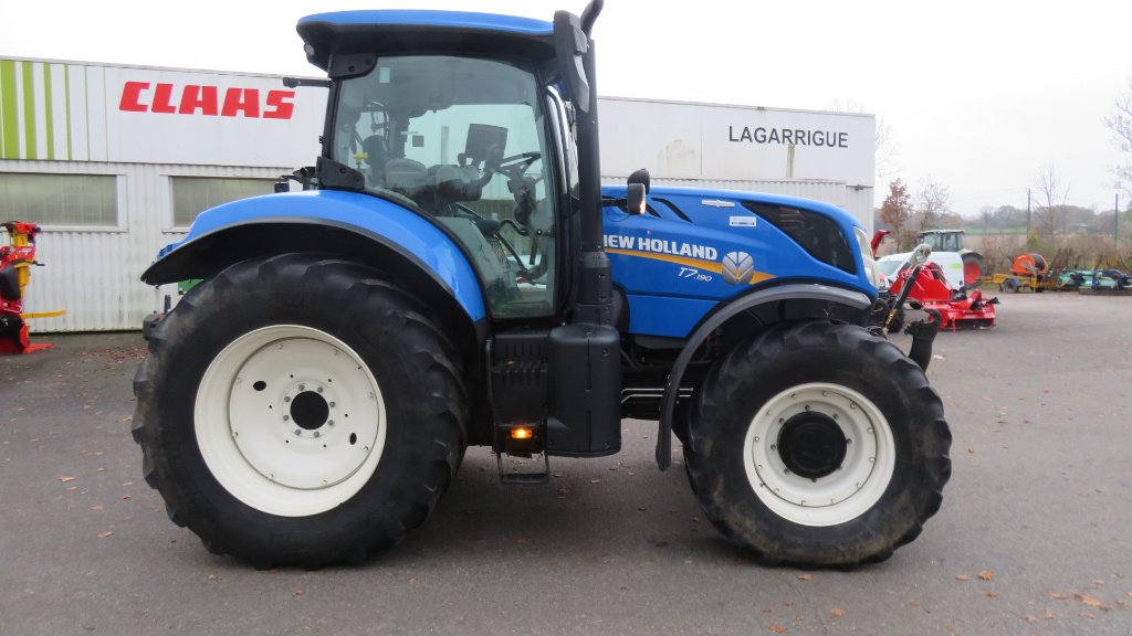 Traktor του τύπου New Holland T7. 190, Gebrauchtmaschine σε MORLHON LE HAUT (Φωτογραφία 2)