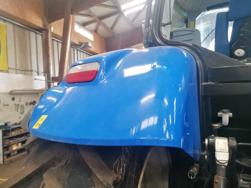 Traktor от тип New Holland T7 195S, Gebrauchtmaschine в Aron (Снимка 8)