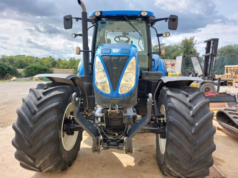 Traktor typu New Holland T7-210, Gebrauchtmaschine w CHAUMONT (Zdjęcie 1)