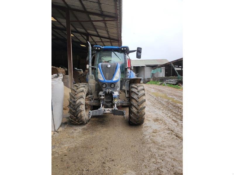 Traktor del tipo New Holland T7-210RC-SW, Gebrauchtmaschine In CHAUMONT (Immagine 2)