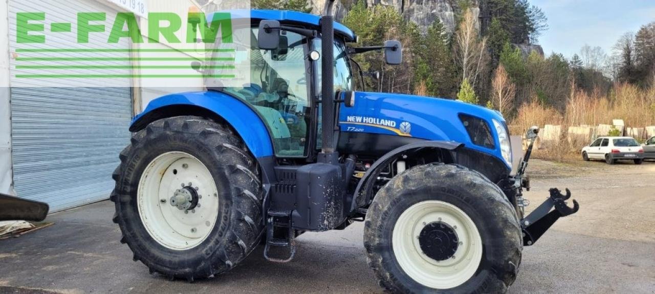 Traktor typu New Holland t7 220 pc sw, Gebrauchtmaschine w CHAUVONCOURT (Zdjęcie 4)