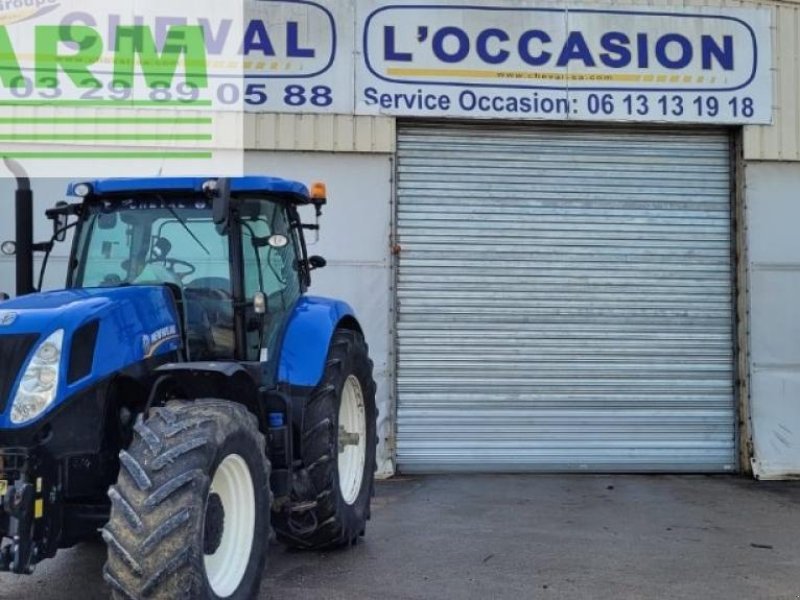 Traktor van het type New Holland t7 220 pc sw, Gebrauchtmaschine in CHAUVONCOURT (Foto 1)