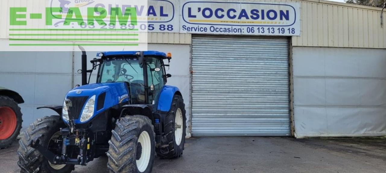 Traktor of the type New Holland t7 220 pc sw, Gebrauchtmaschine in CHAUVONCOURT (Picture 1)