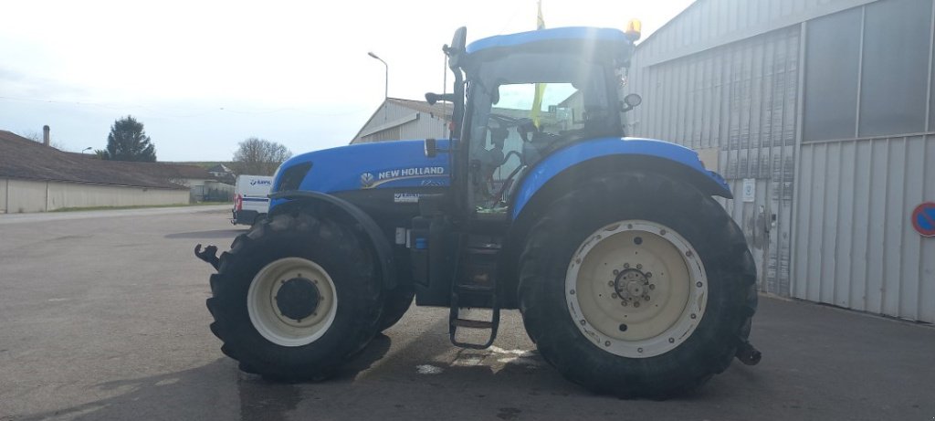 Traktor типа New Holland T7 220 PC SW2, Gebrauchtmaschine в VERT TOULON (Фотография 11)