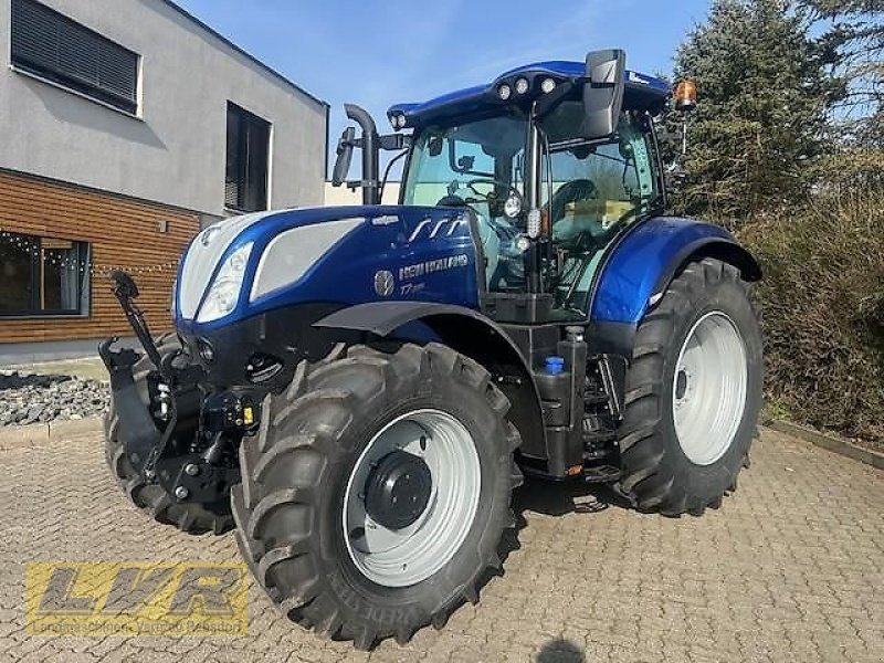 Traktor of the type New Holland T7 225 AC  Aktionsmaschine / Sonderpreis, Vorführmaschine in Steinau-Rebsdorf