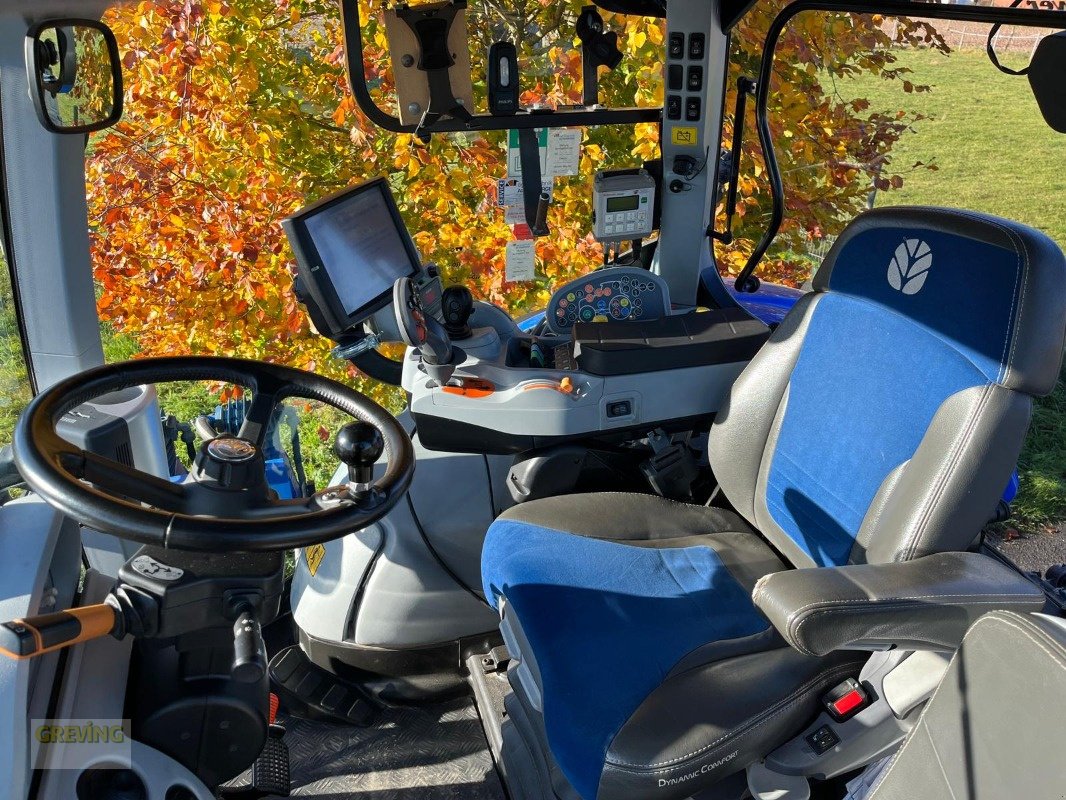 Traktor of the type New Holland T7 230 AC, Gebrauchtmaschine in Ahaus (Picture 8)