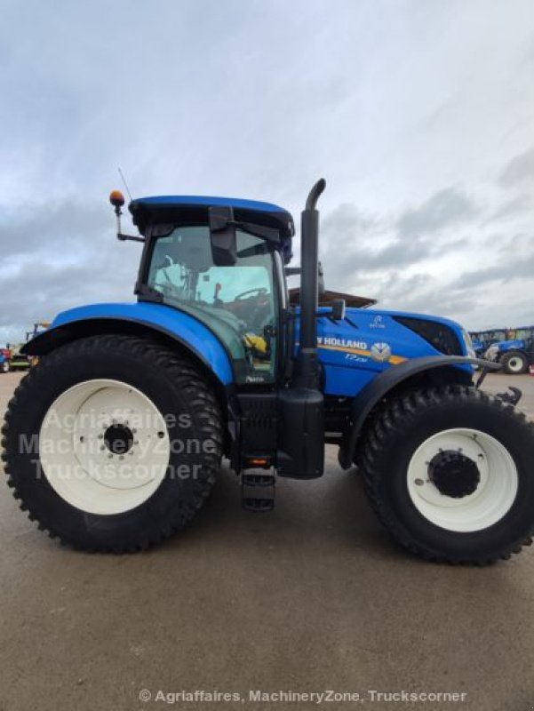 Traktor del tipo New Holland T7 230, Gebrauchtmaschine en FRESNAY LE COMTE (Imagen 2)