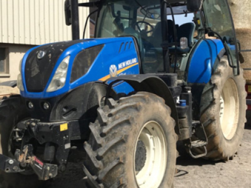 Traktor van het type New Holland T7 230, Gebrauchtmaschine in VERT TOULON (Foto 1)