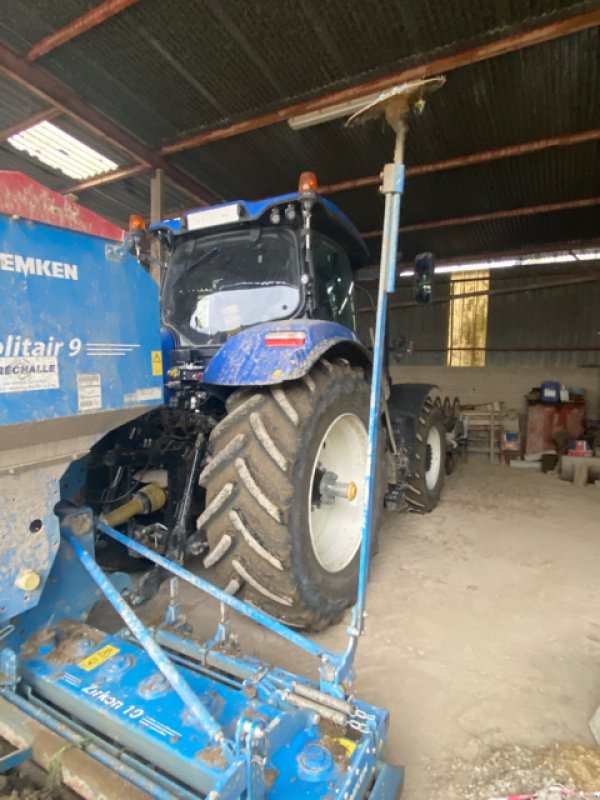 Traktor des Typs New Holland T7 245, Gebrauchtmaschine in VERT TOULON (Bild 4)