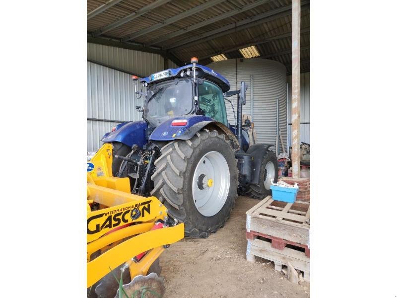 Traktor des Typs New Holland T7-245AC, Gebrauchtmaschine in ANTIGNY (Bild 3)