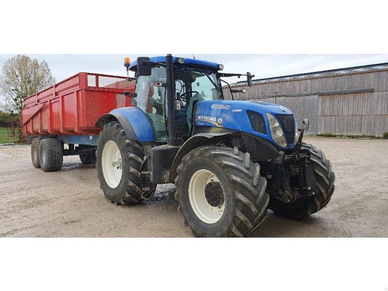 Traktor of the type New Holland T7 250, Gebrauchtmaschine in SAINTE-MENEHOULD (Picture 1)