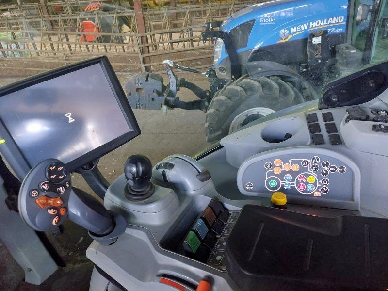 Traktor typu New Holland T7 250, Gebrauchtmaschine v STENAY (Obrázek 3)