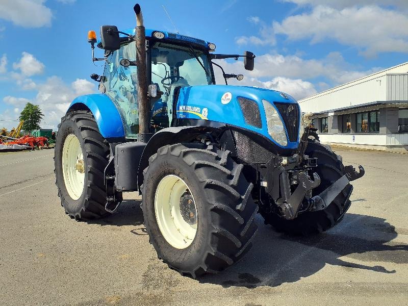 Traktor типа New Holland T7-250AC, Gebrauchtmaschine в ANTIGNY (Фотография 2)