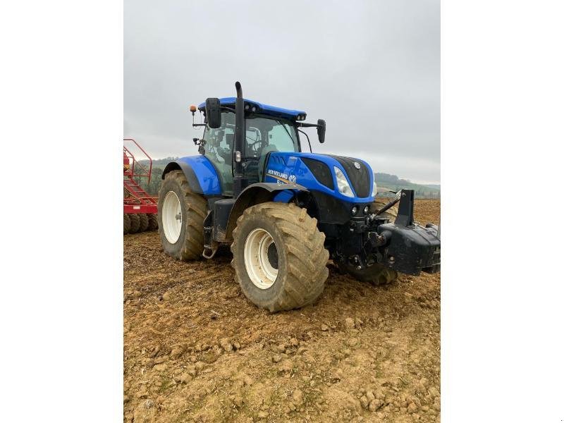 Traktor van het type New Holland T7-260AC, Gebrauchtmaschine in CHAUMONT (Foto 1)