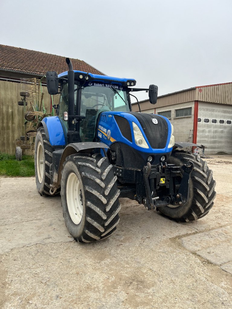 Traktor za tip New Holland T7 270 AC, Gebrauchtmaschine u VERT TOULON (Slika 1)