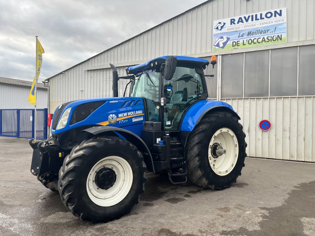 Traktor typu New Holland T7 270 AC, Gebrauchtmaschine v VERT TOULON (Obrázok 1)