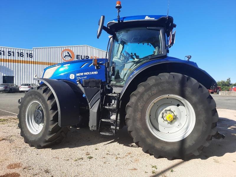 Traktor Türe ait New Holland T7-275AC-PLMI, Gebrauchtmaschine içinde ANTIGNY (resim 2)