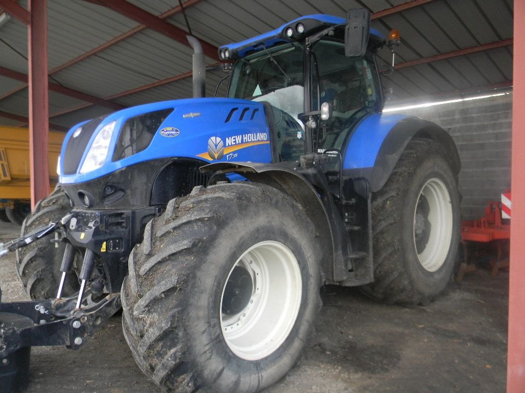 Traktor типа New Holland T7 315 AUTO, Gebrauchtmaschine в ENNEZAT (Фотография 1)