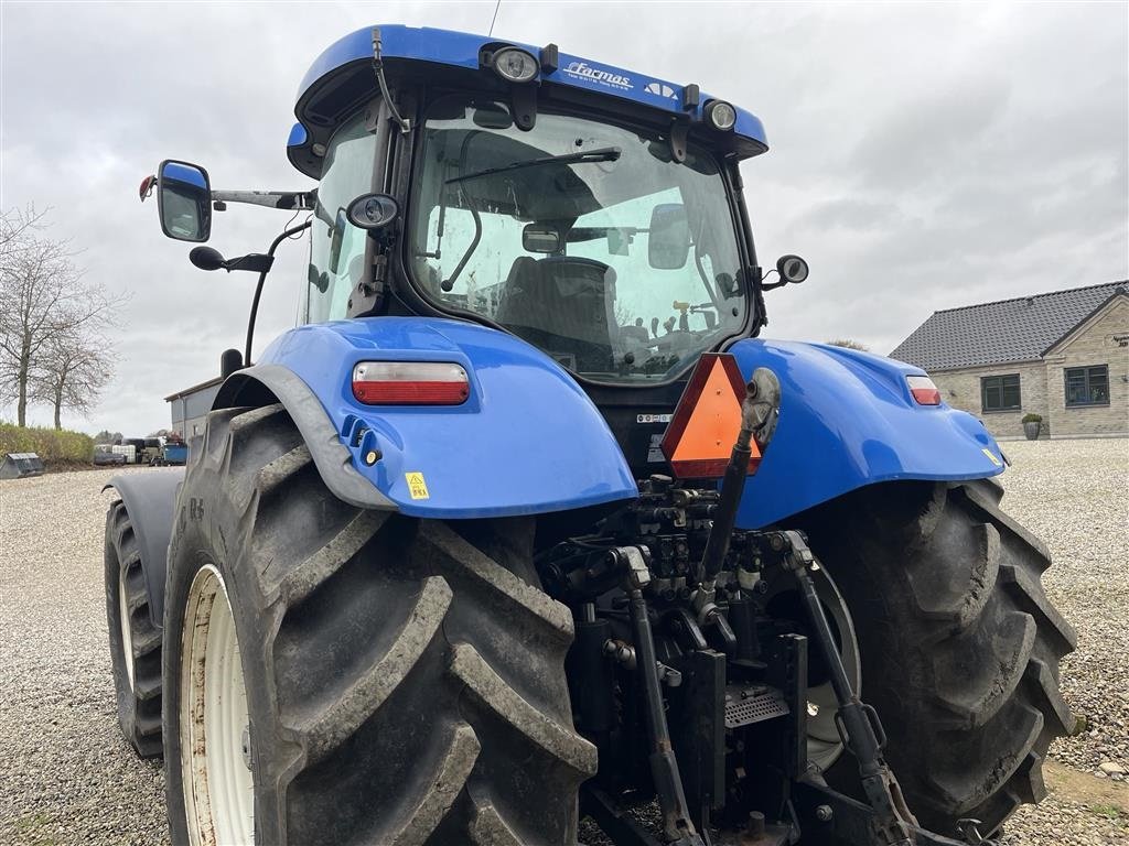 Traktor des Typs New Holland T7030 Meget lavt timetal, Gebrauchtmaschine in Vejle (Bild 3)