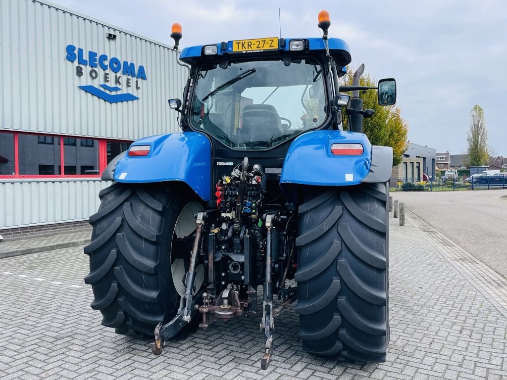 Traktor des Typs New Holland T7030 PC, Gebrauchtmaschine in BOEKEL (Bild 5)