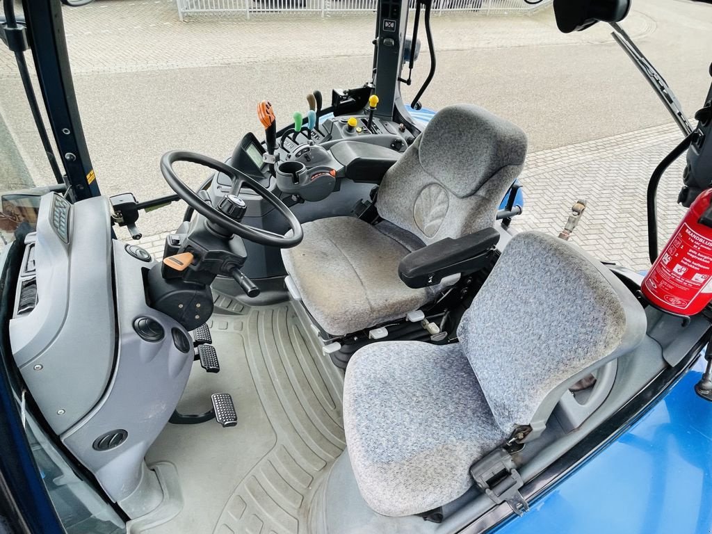 Traktor za tip New Holland T7030 PC, Gebrauchtmaschine u BOEKEL (Slika 7)