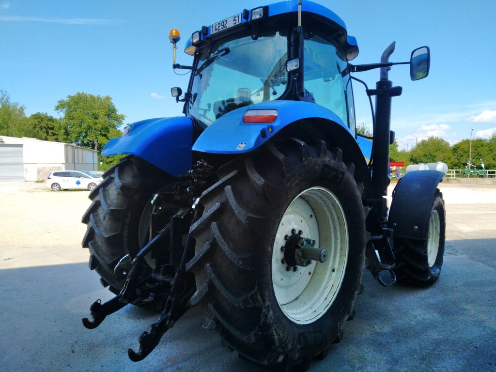 Traktor tip New Holland T7030, Gebrauchtmaschine in Lérouville (Poză 4)