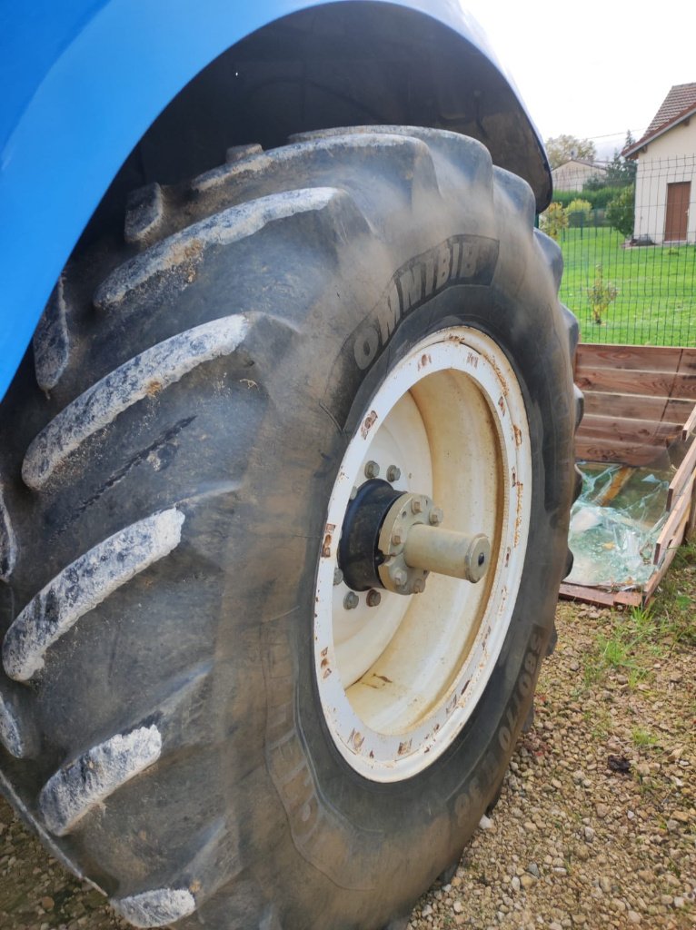 Traktor a típus New Holland T7030, Gebrauchtmaschine ekkor: Lalœuf (Kép 8)