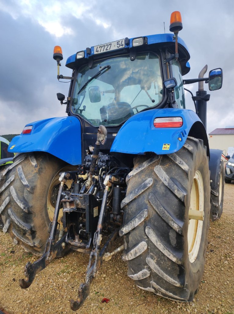 Traktor Türe ait New Holland T7030, Gebrauchtmaschine içinde Lalœuf (resim 5)