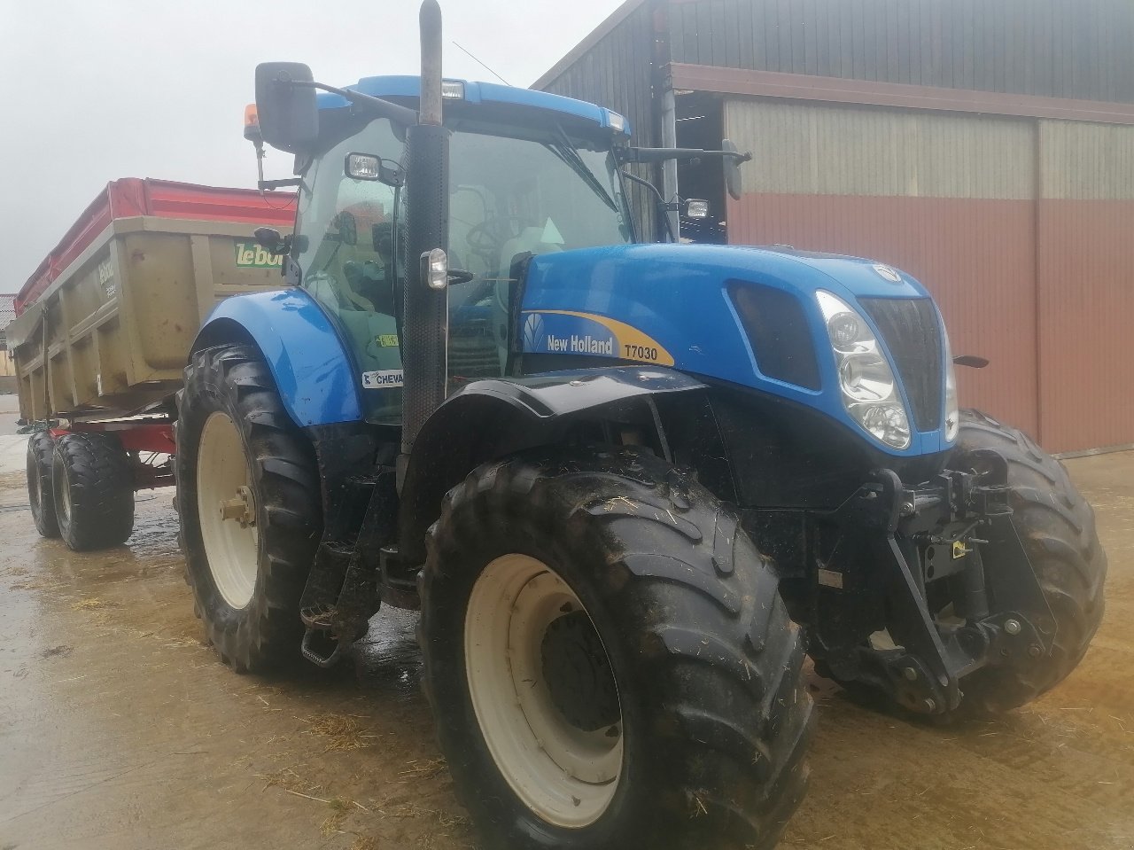 Traktor tip New Holland T7030, Gebrauchtmaschine in Gondrecourt-le-Château (Poză 2)