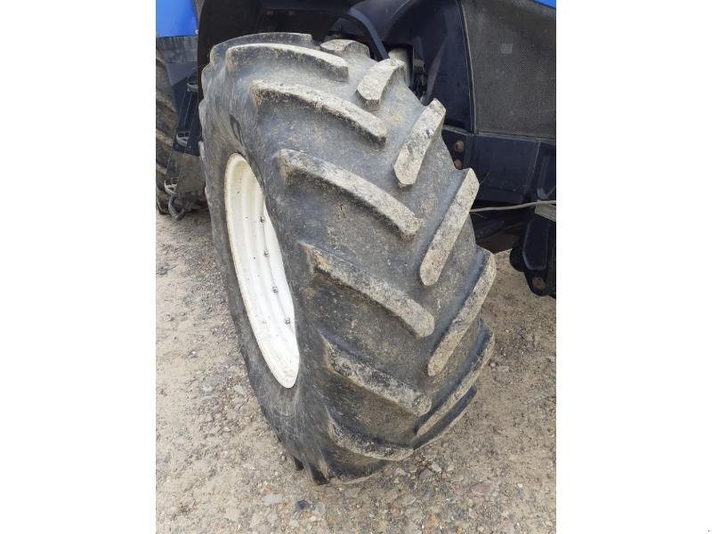 Traktor a típus New Holland T7030, Gebrauchtmaschine ekkor: BRAY en Val (Kép 8)