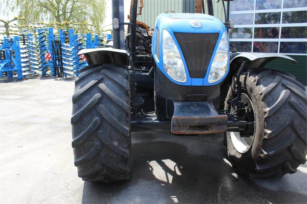 Traktor del tipo New Holland T7030, Gebrauchtmaschine en Bant (Imagen 2)