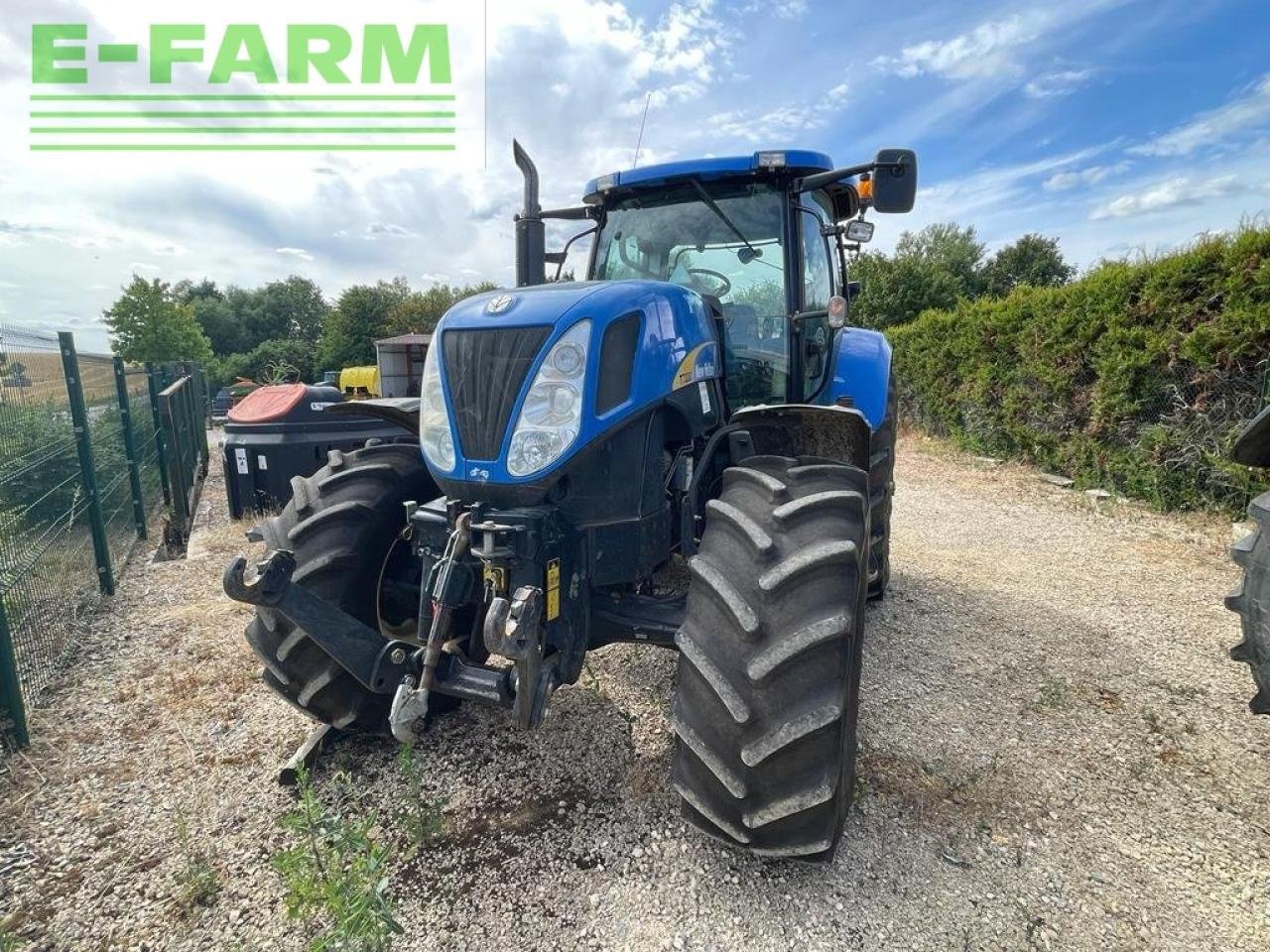 Traktor Türe ait New Holland t7030, Gebrauchtmaschine içinde CHAUVONCOURT (resim 2)