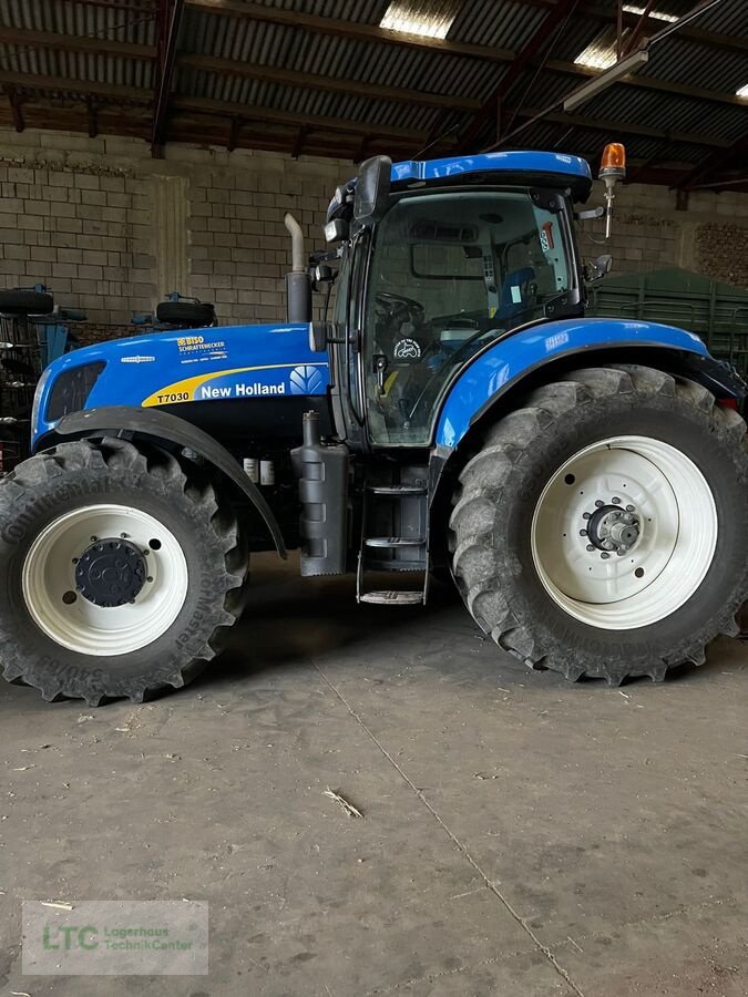 Traktor typu New Holland T7030, Gebrauchtmaschine w Korneuburg (Zdjęcie 3)