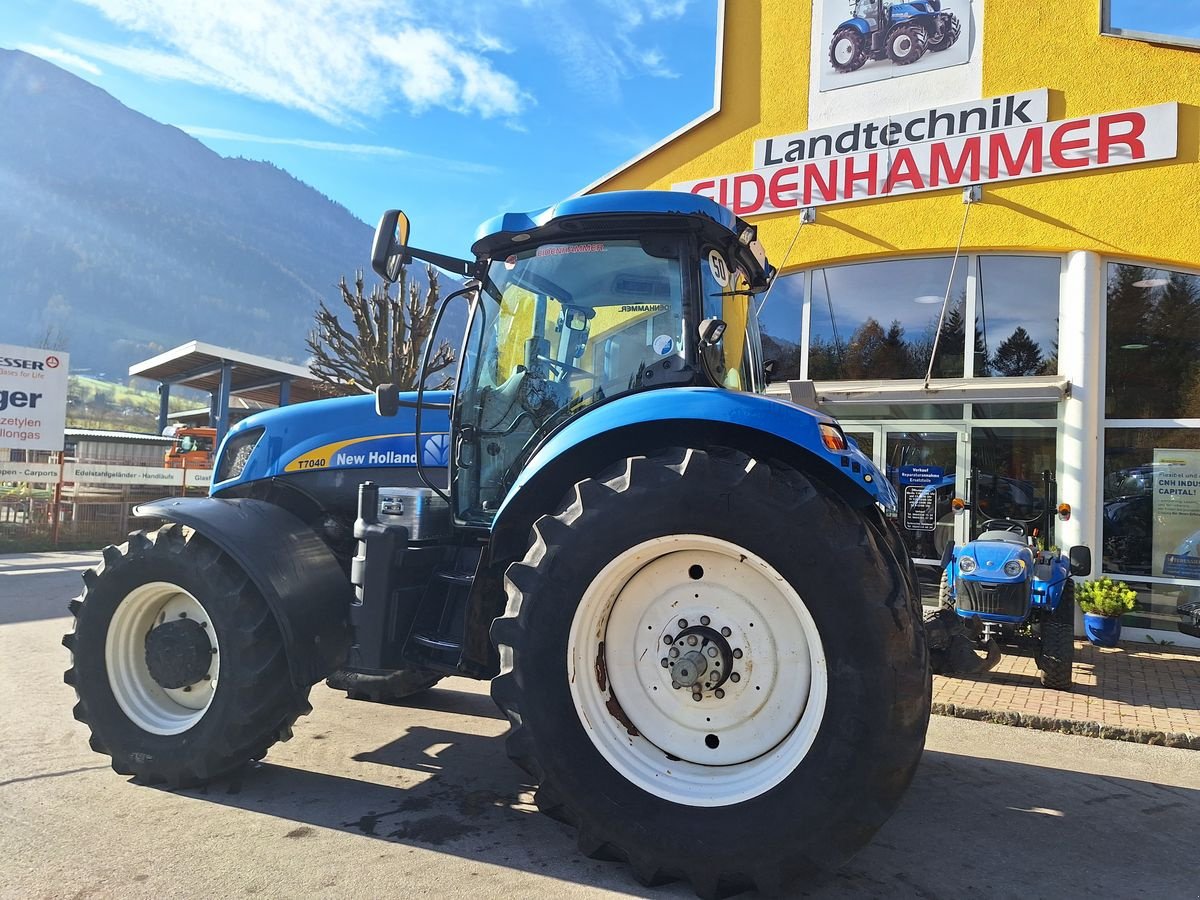 Traktor des Typs New Holland T7040 Power Command, Gebrauchtmaschine in Burgkirchen (Bild 8)