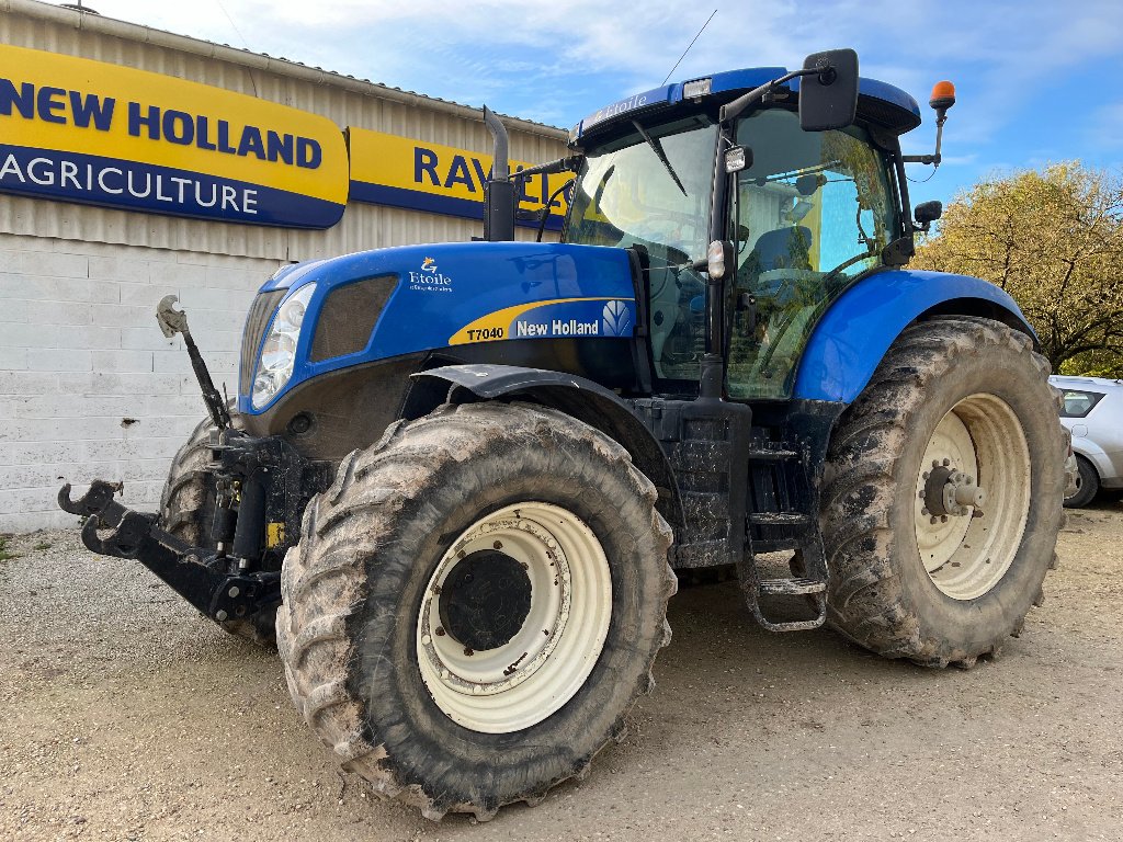 Traktor Türe ait New Holland T7040, Gebrauchtmaschine içinde VERT TOULON (resim 1)