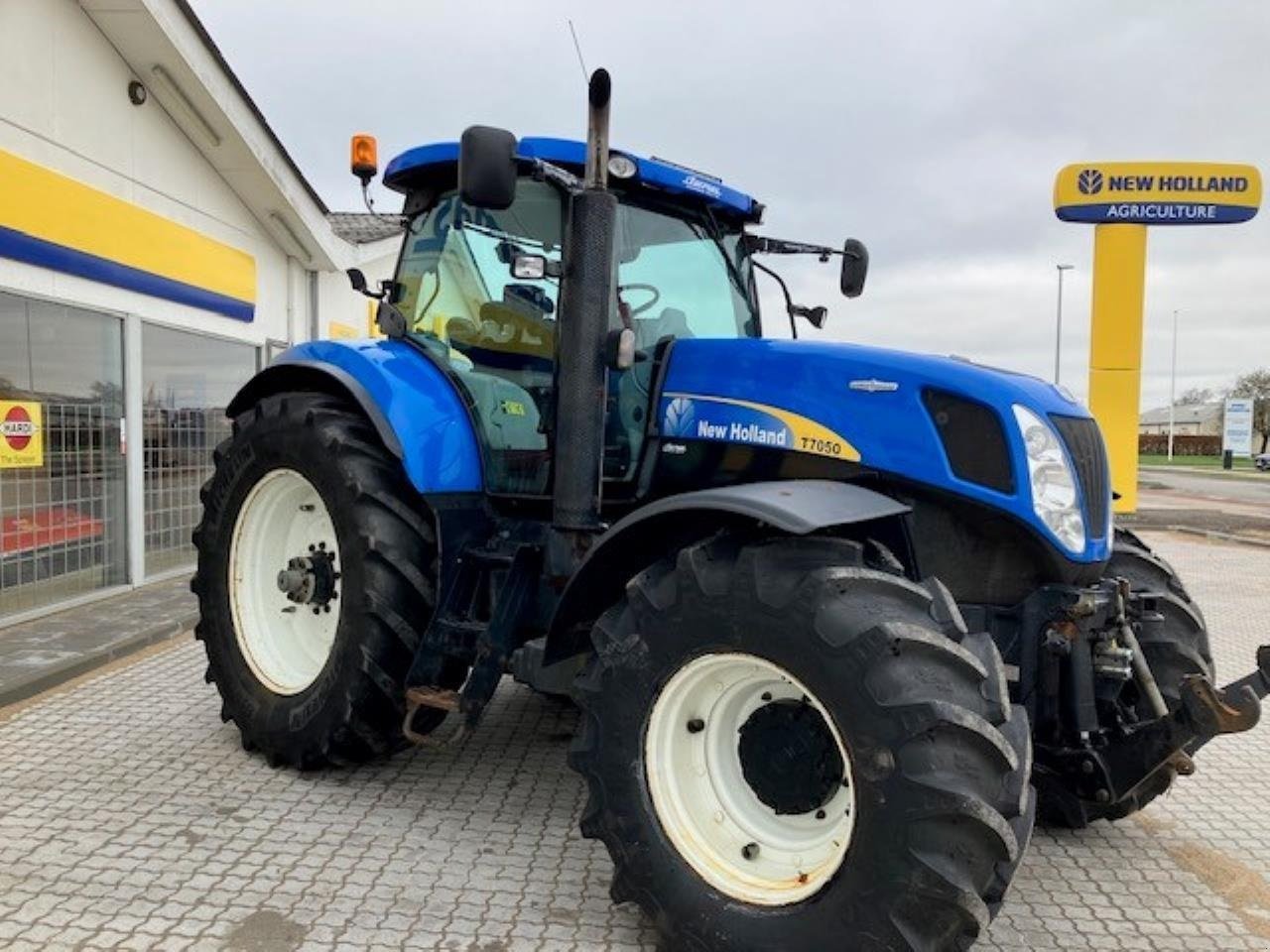 Traktor типа New Holland T7050 AC, Gebrauchtmaschine в Brønderslev (Фотография 8)