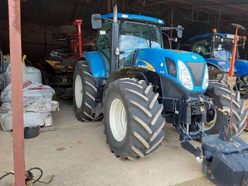 Traktor a típus New Holland T7050, Gebrauchtmaschine ekkor: CHAUMONT (Kép 1)