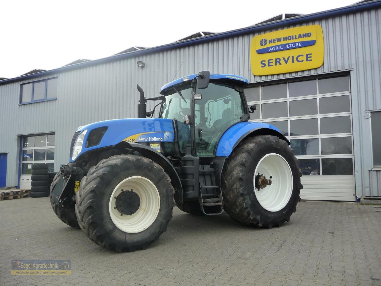 Traktor del tipo New Holland T7050, Gebrauchtmaschine en Rhaunen (Imagen 2)