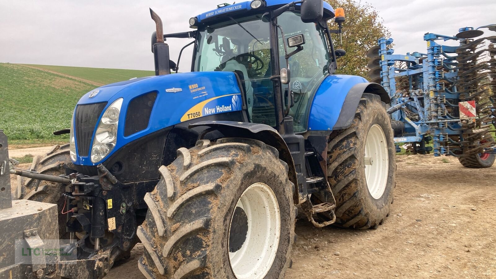 Traktor des Typs New Holland T7050, Gebrauchtmaschine in Korneuburg (Bild 1)