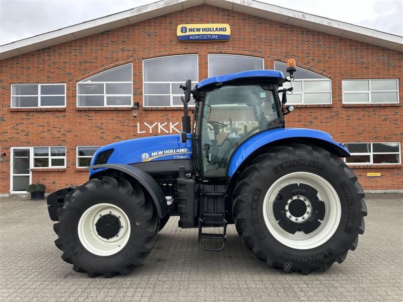 Traktor Türe ait New Holland T7060, Gebrauchtmaschine içinde Gjerlev J. (resim 1)